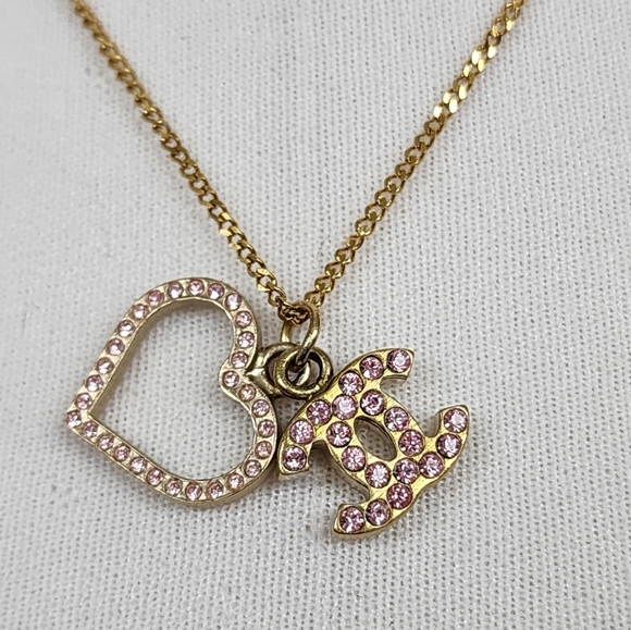 Authentic CHANEL CC Logo Rhinestone Heart Gold Tone Pendant - Picture 8 of 10